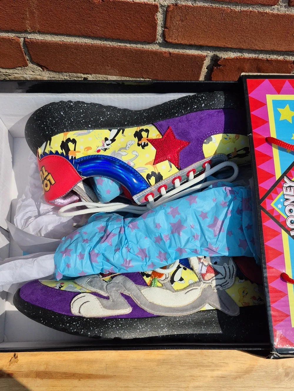 Irregular Choice Looney Tunes Carrots and Jokes Size 41 Tennis Shoes - New